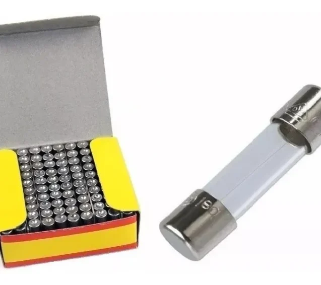100 Peças - Fusível Vidro Pequeno 5x20 10a Promoção